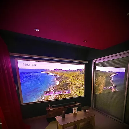 Lägenhet L Unique Cinema